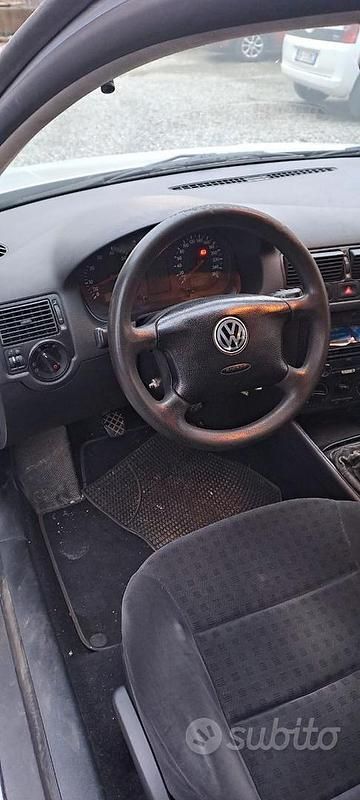 Usata VW Golf IV 2001