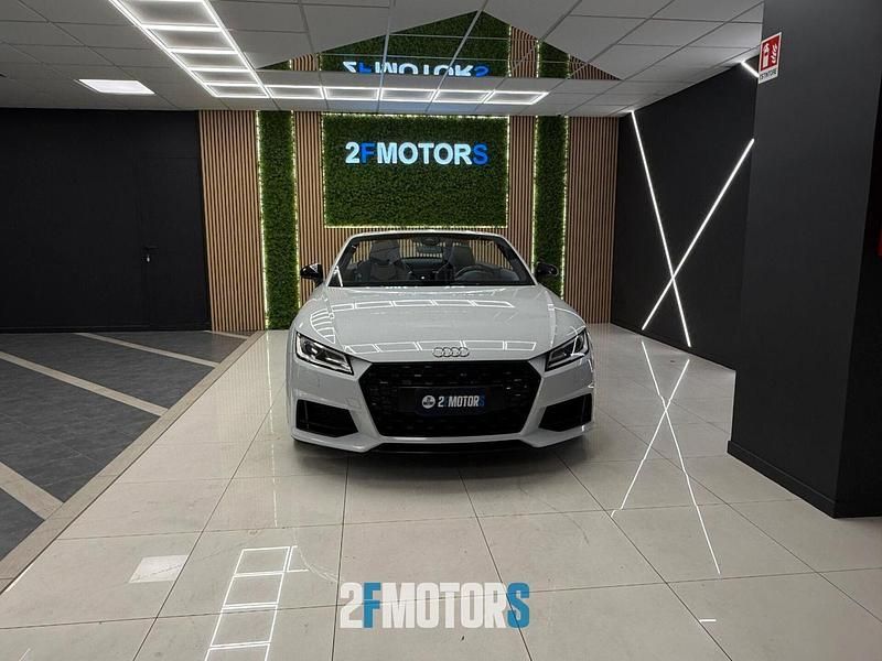 Usata Audi TT Roadster Ambiente 310 CV (228 kW) 2018 Bianco Cabrio