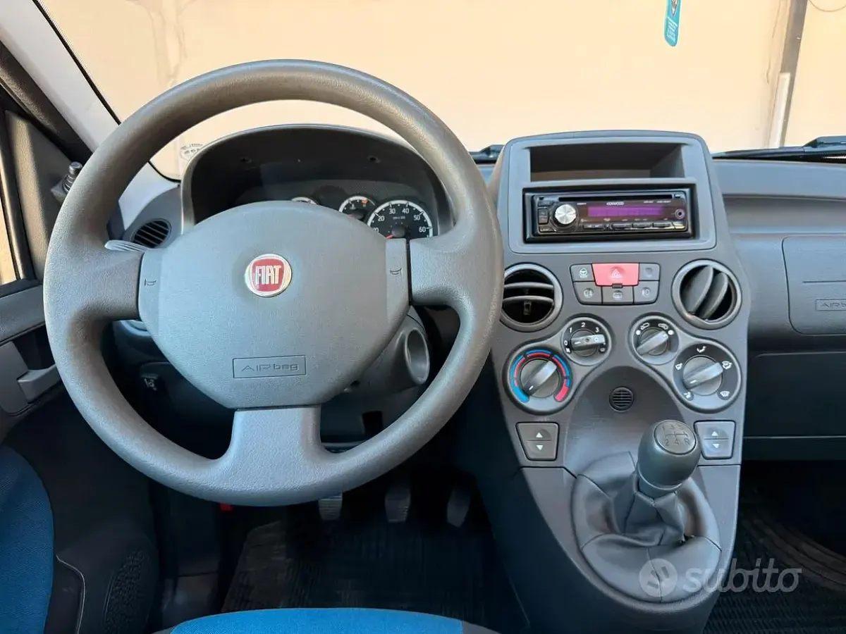 Usata Fiat Panda Active 60 CV (44 kW) 2011 Nero Utilitaria