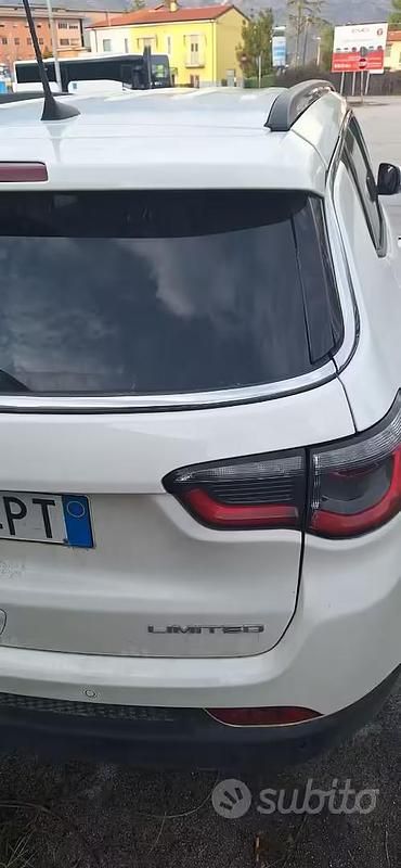 Usata Jeep Compass 120 CV (88 kW) 2019 Bianco SUV