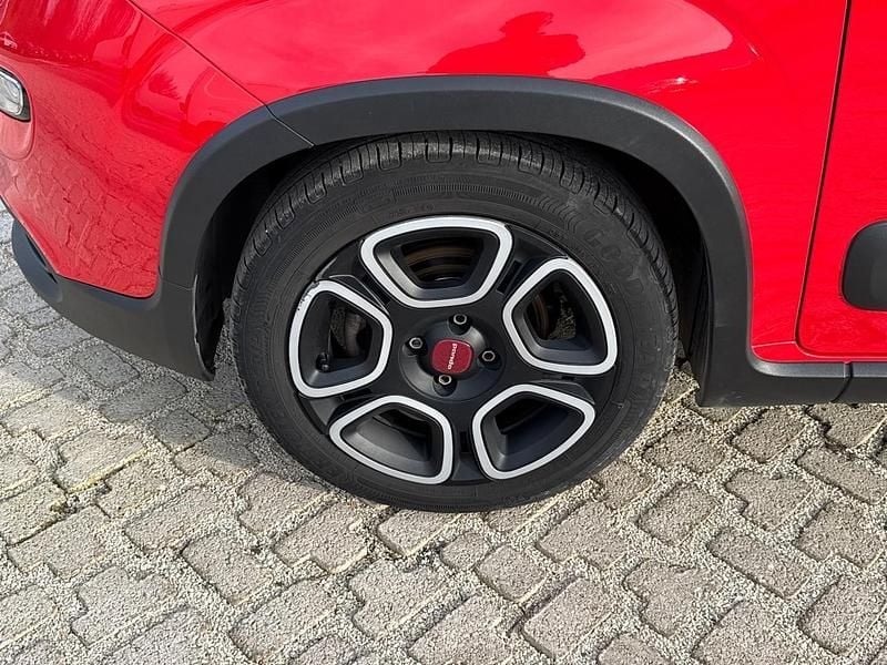 Usata Fiat Panda City Life 70 CV (51 kW) 2021 Rosso Utilitaria