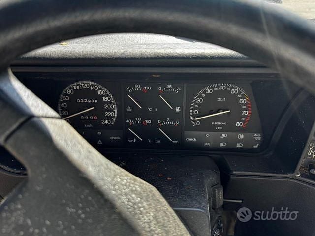 Usata Lancia Thema 166 CV (122 kW) 1986 Grigio(met.) Berlina