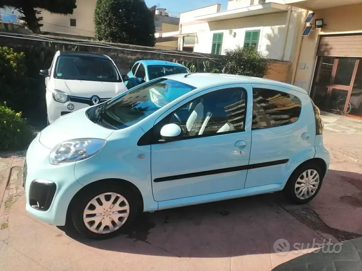 Gebraucht Citroën C1 69 PS (50 kW) 2014 Blau Kleinwagen