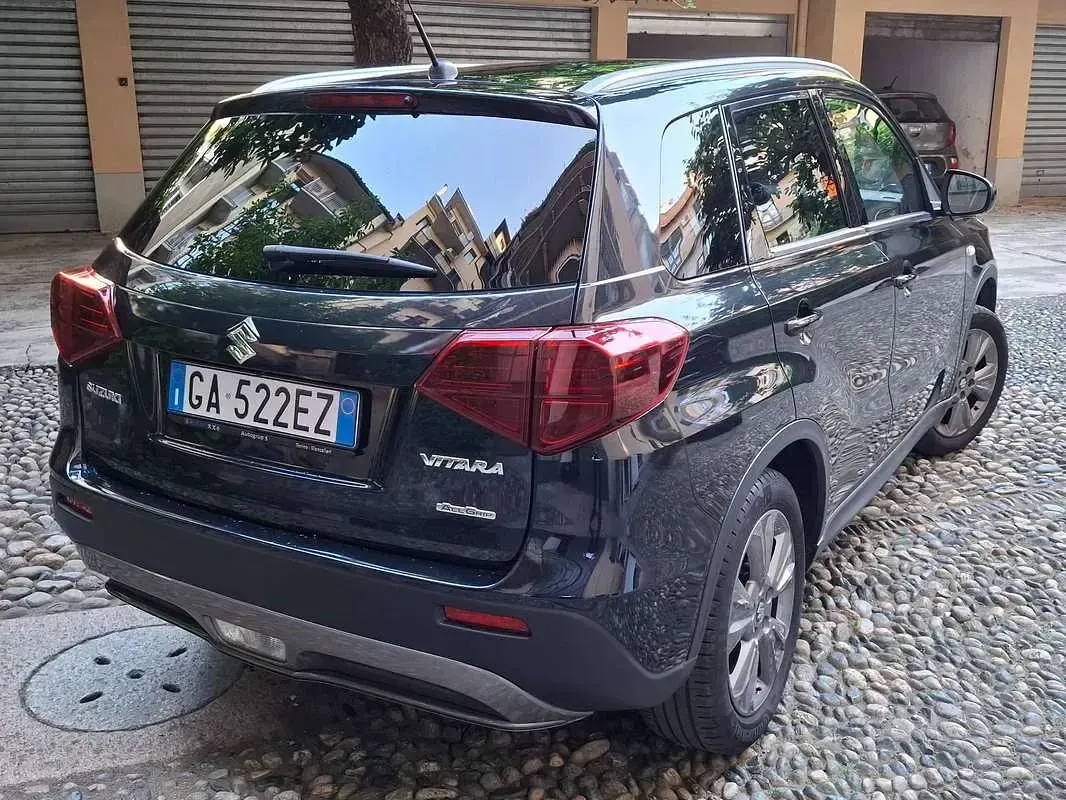 Usata Suzuki Vitara Cool 111 CV (81 kW) 2019 Nero SUV