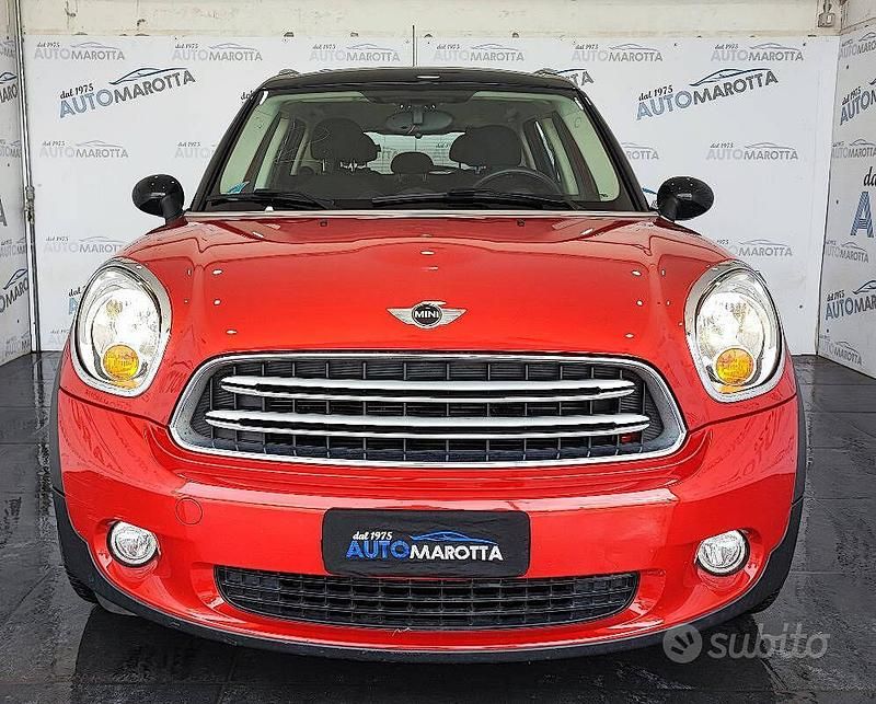 Usata Mini Cooper D Countryman Business 113 CV (83 kW) 2016 Rosso SUV
