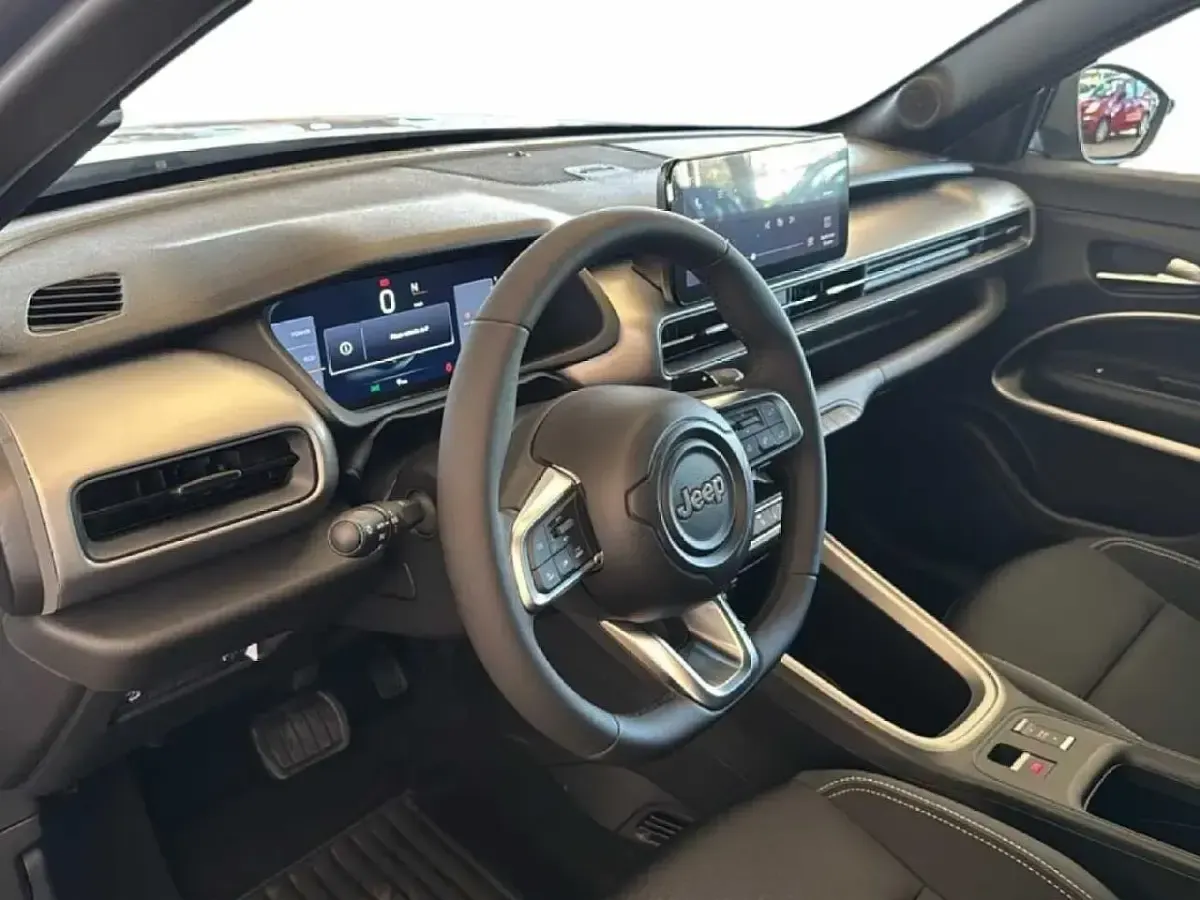 Nuova Jeep Avenger Summit 110 CV (80 kW) 2026 Grigio SUV