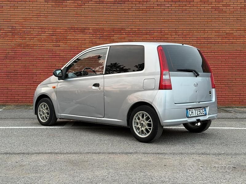 Usata Daihatsu Cuore 2003 Grigio Utilitaria