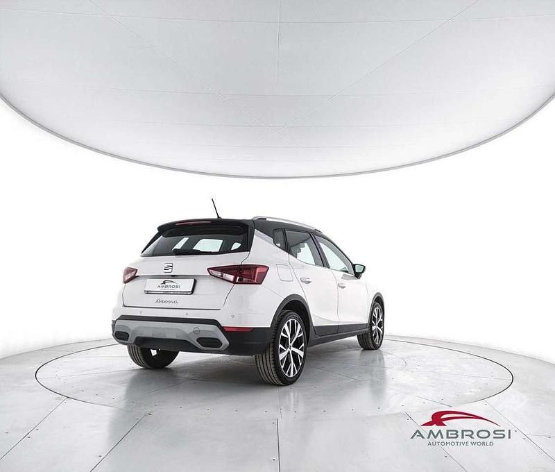 Usata Seat Arona Xperience 95 CV (69 kW) 2023 Bianco SUV