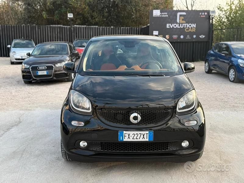 Usata Smart ForFour Passion 70 CV (51 kW) 2019 Nero Utilitaria