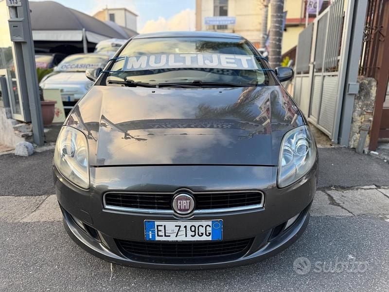 Usata Fiat Bravo Dynamic 105 CV (77 kW) 2012 Marrone Utilitaria