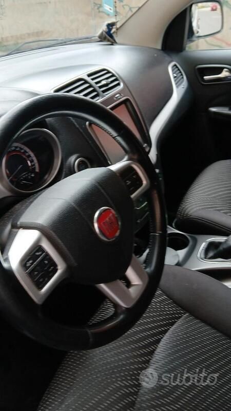 Usata Fiat Freemont 170 CV (125 kW) 2012 Nero SUV