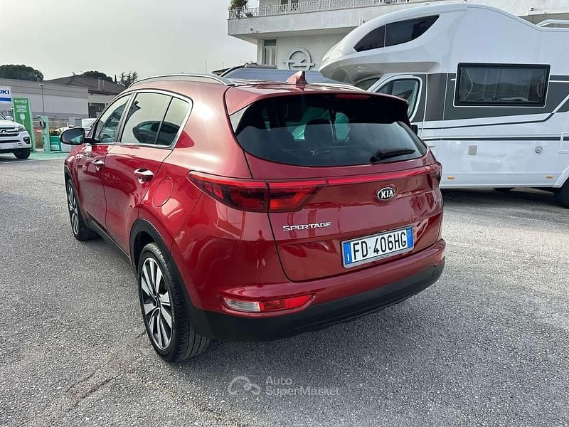 Usata Kia Sportage 116 CV (85 kW) 2016 Rosso SUV
