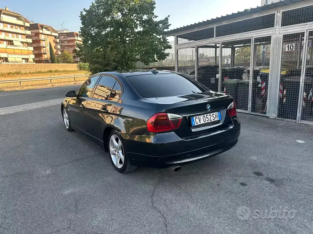 Usata BMW 320 122 CV (89 kW) 2006 Nero Berlina