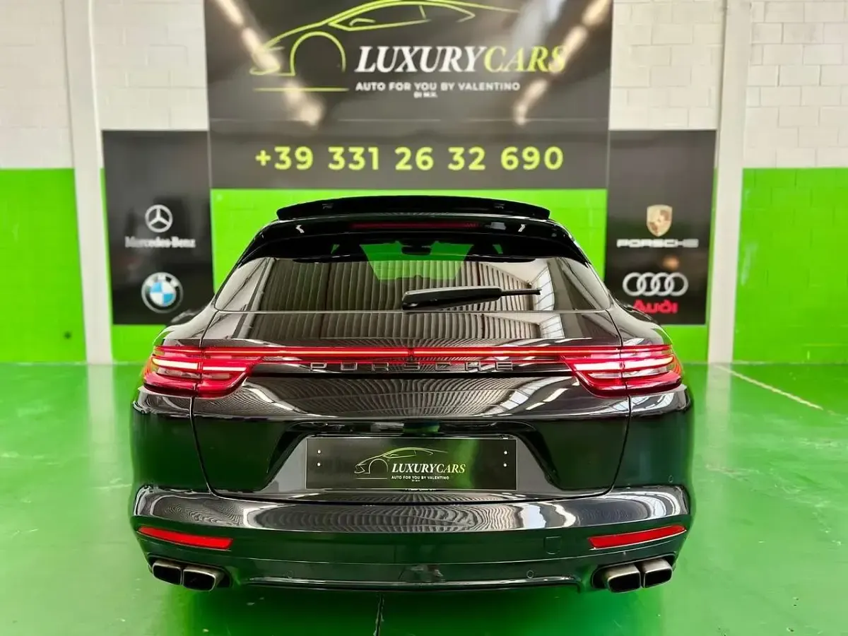 Usata Porsche Panamera Turbo Sport Turismo 549 CV (403 kW) 2018 Nero Utilitaria