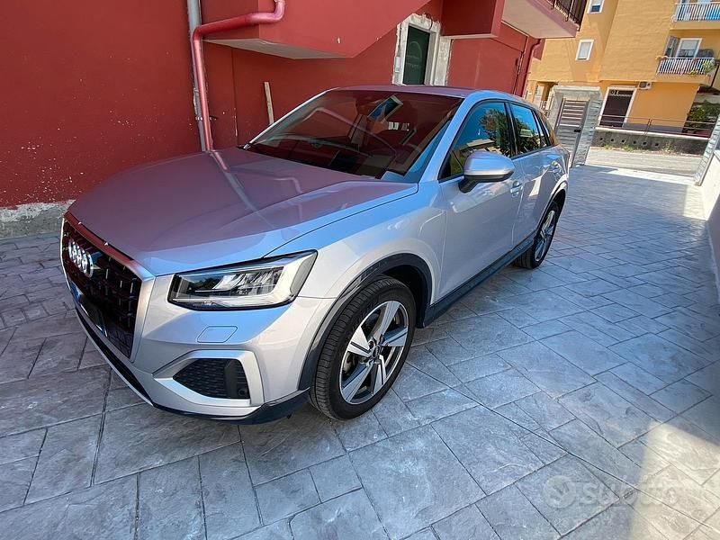 Usata Audi Q2 Admired 150 CV (110 kW) 2021 Grigio SUV