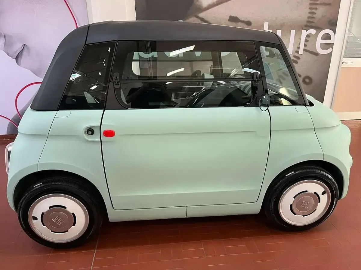 Uusi Fiat Topolino 5 kW (8 HP) 2026 Vihreä Viistoperä