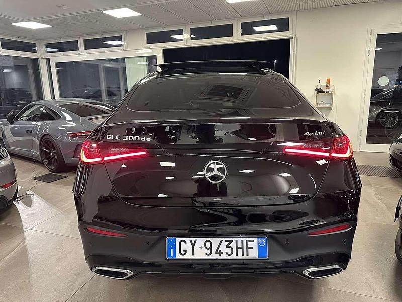 Usata Mercedes GLC300e Premium 333 CV (244 kW) 2024 Nero Coupé