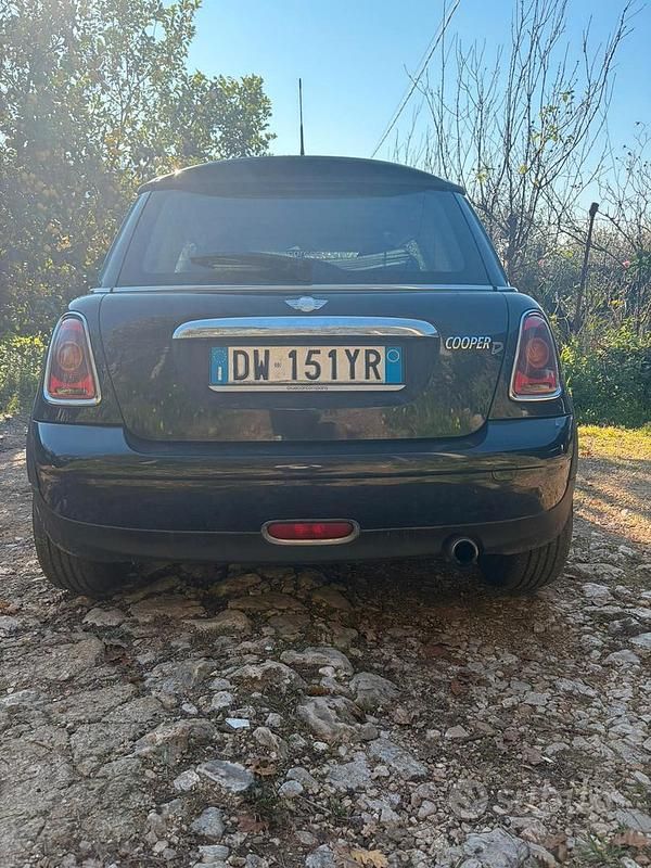 Usata Mini Cooper Chili 120 CV (88 kW) 2009 Blu Utilitaria