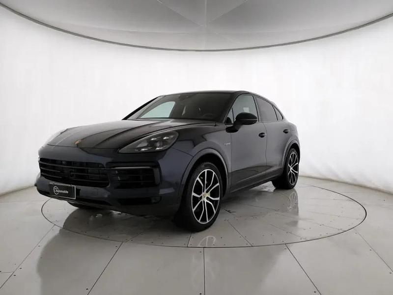 Usata Porsche Cayenne E-Hybrid Coupe 340 CV (250 kW) 2022 Coupé