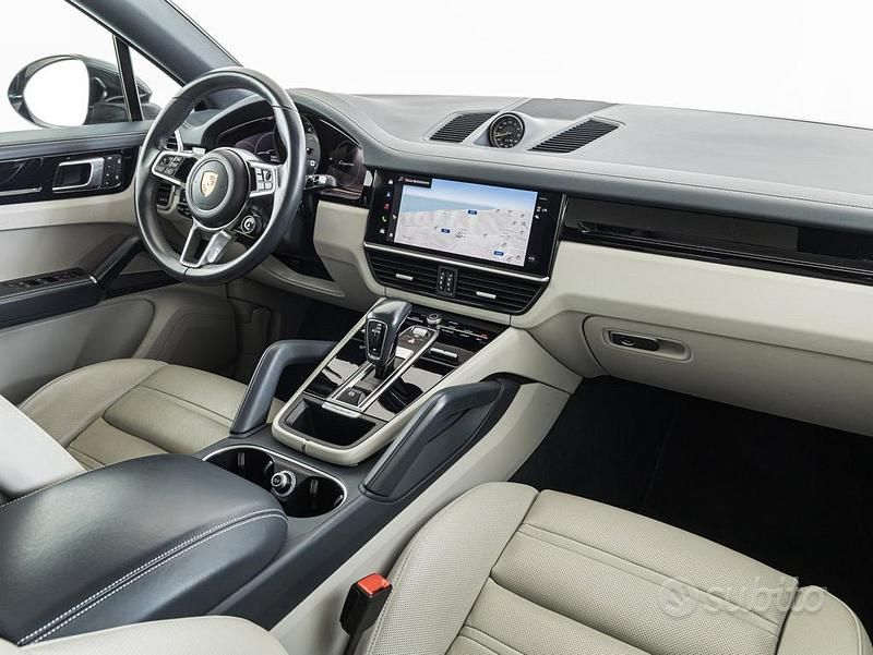 Usata Porsche Cayenne 2022 Blu SUV