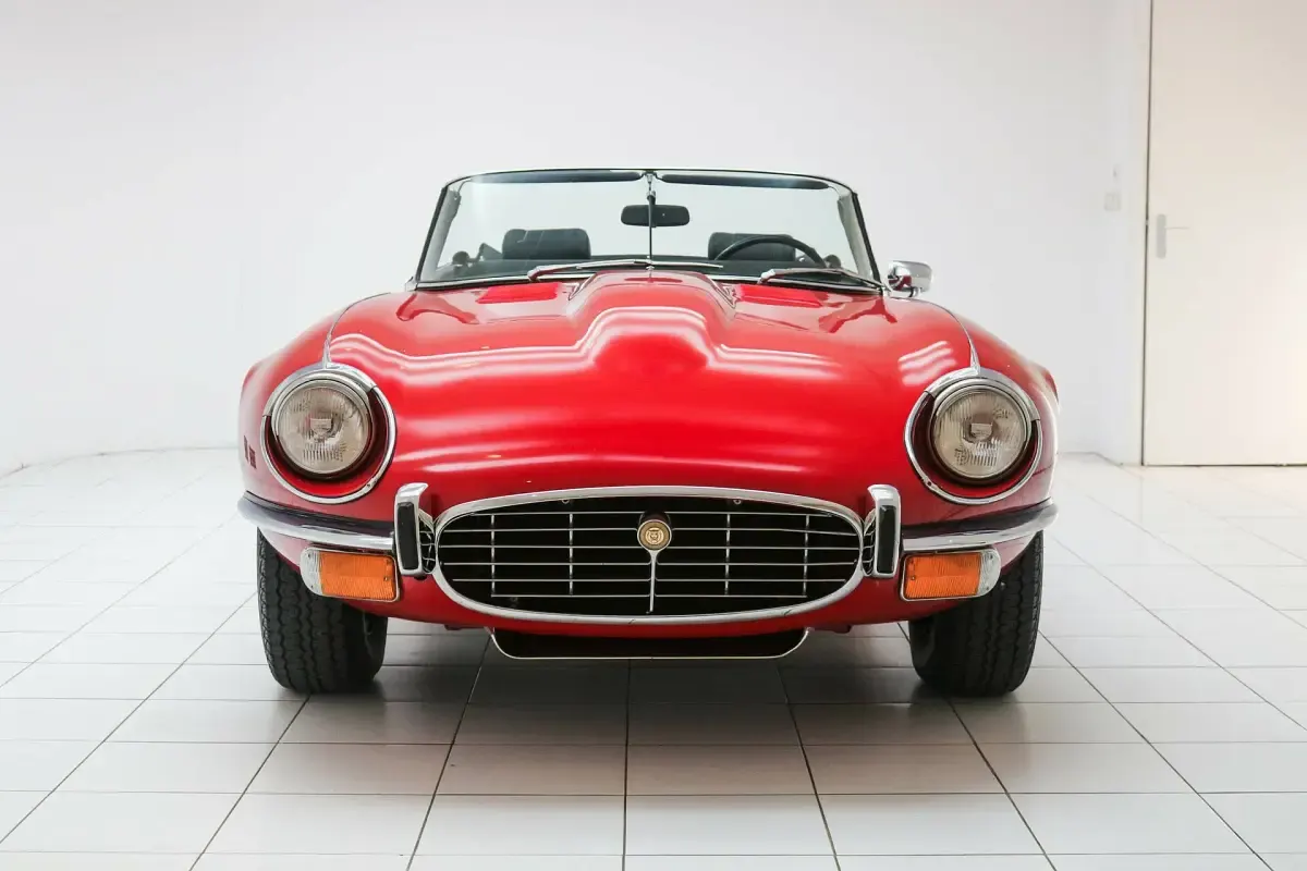 Usata Jaguar E-Type 318 CV (233 kW) 1973 Rosso Cabrio