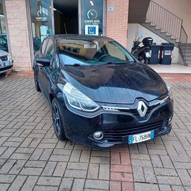Usata Renault Clio IV 75 CV (55 kW) 2018 Nero Berlina