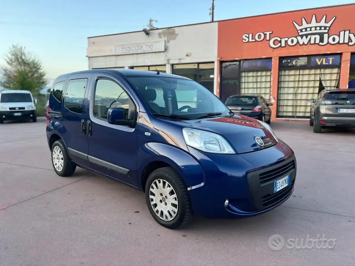 Usata Fiat Qubo Dynamic 95 CV (69 kW) 2015 Blu Monovolume