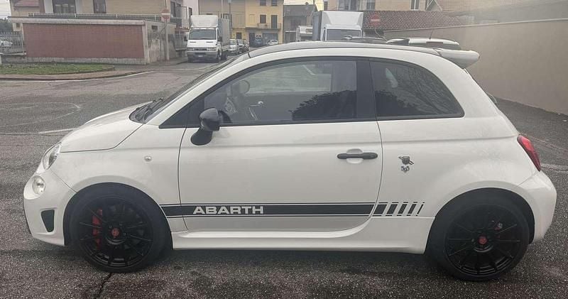 Usata Abarth 595 Esseesse 179 CV (131 kW) 2021 Bianco Utilitaria