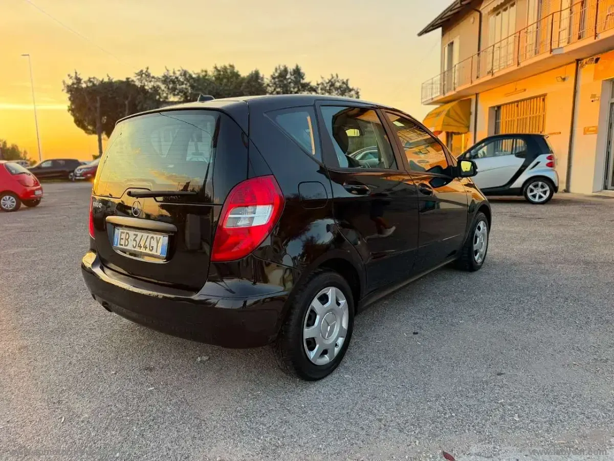 Usata Mercedes A150 Edition 95 CV (69 kW) 2010 Nero Berlina
