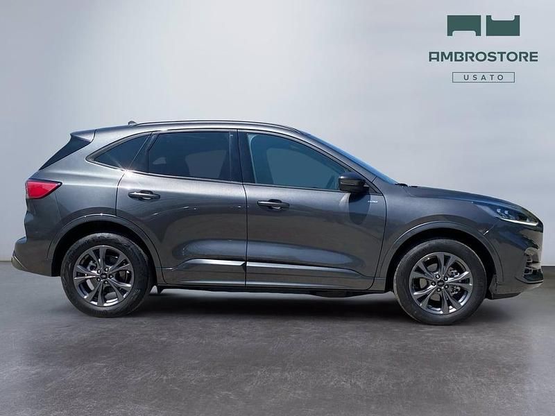 Usata Ford Kuga ST-Line 225 CV (165 kW) 2023 Magnetic grey SUV