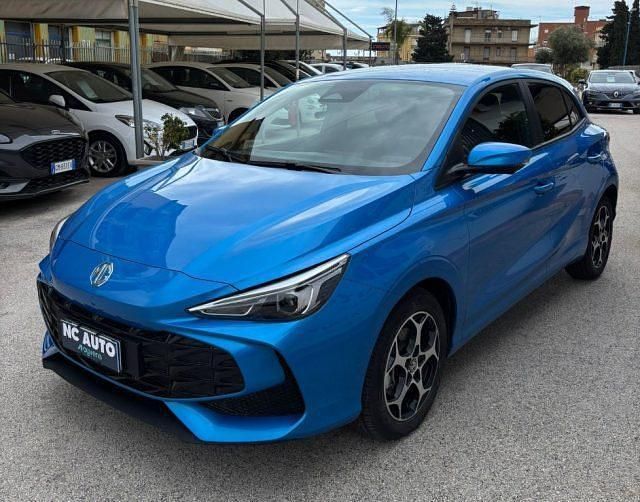 Nuova MG MG3 Luxury 194 CV (142 kW) 2025 Blu Utilitaria