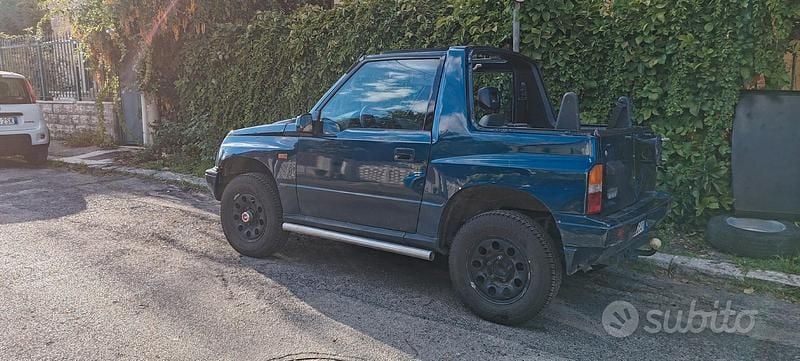 Usata Suzuki Vitara 75 CV (55 kW) 1999 Verde Cabrio
