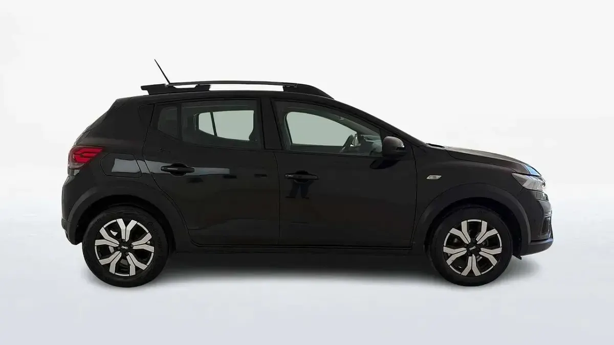 Usata Dacia Sandero Comfort 101 CV (74 kW) 2023 Nero Berlina