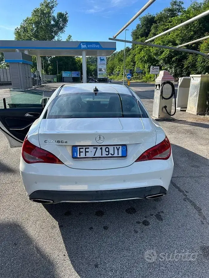 Usata Mercedes CLA180 109 CV (80 kW) 2016 Bianco Berlina
