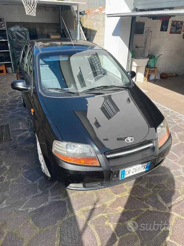 Usata Chevrolet Kalos SX 72 CV (52 kW) 2003 Nero Berlina