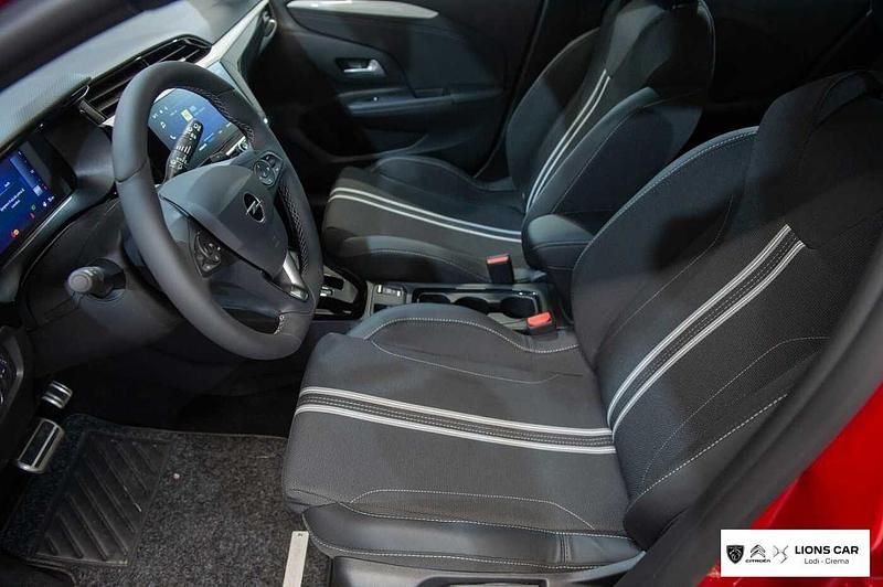 Usata Opel Corsa 101 CV (74 kW) 2026 Rosso Utilitaria