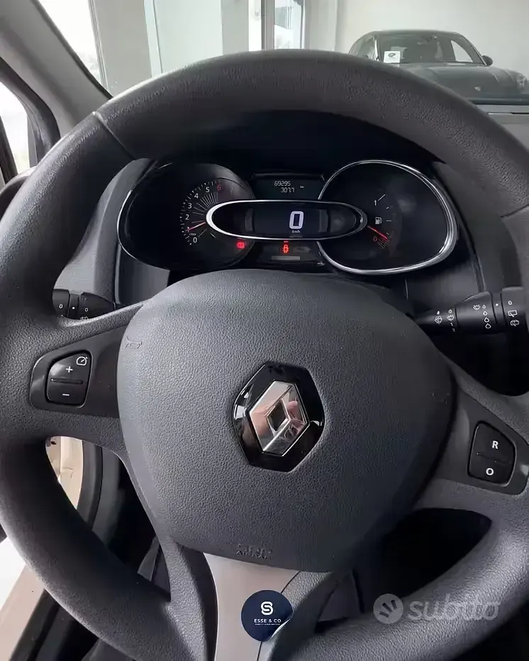Usata Renault Clio Authentique 73 CV (53 kW) 2016 Station wagon