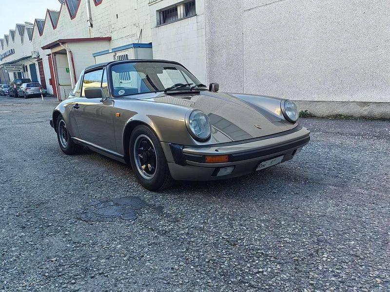 Usata Porsche 930 204 CV (150 kW) 1983 Bronzo Cabrio