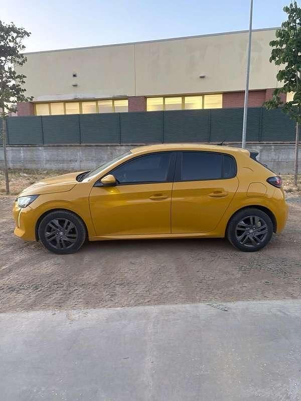 Usata Peugeot 208 Active 75 CV (55 kW) 2021 Utilitaria