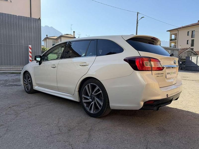 Usata Subaru Levorg Sport 170 CV (125 kW) 2016 Bianco perla metallizzato Station wagon
