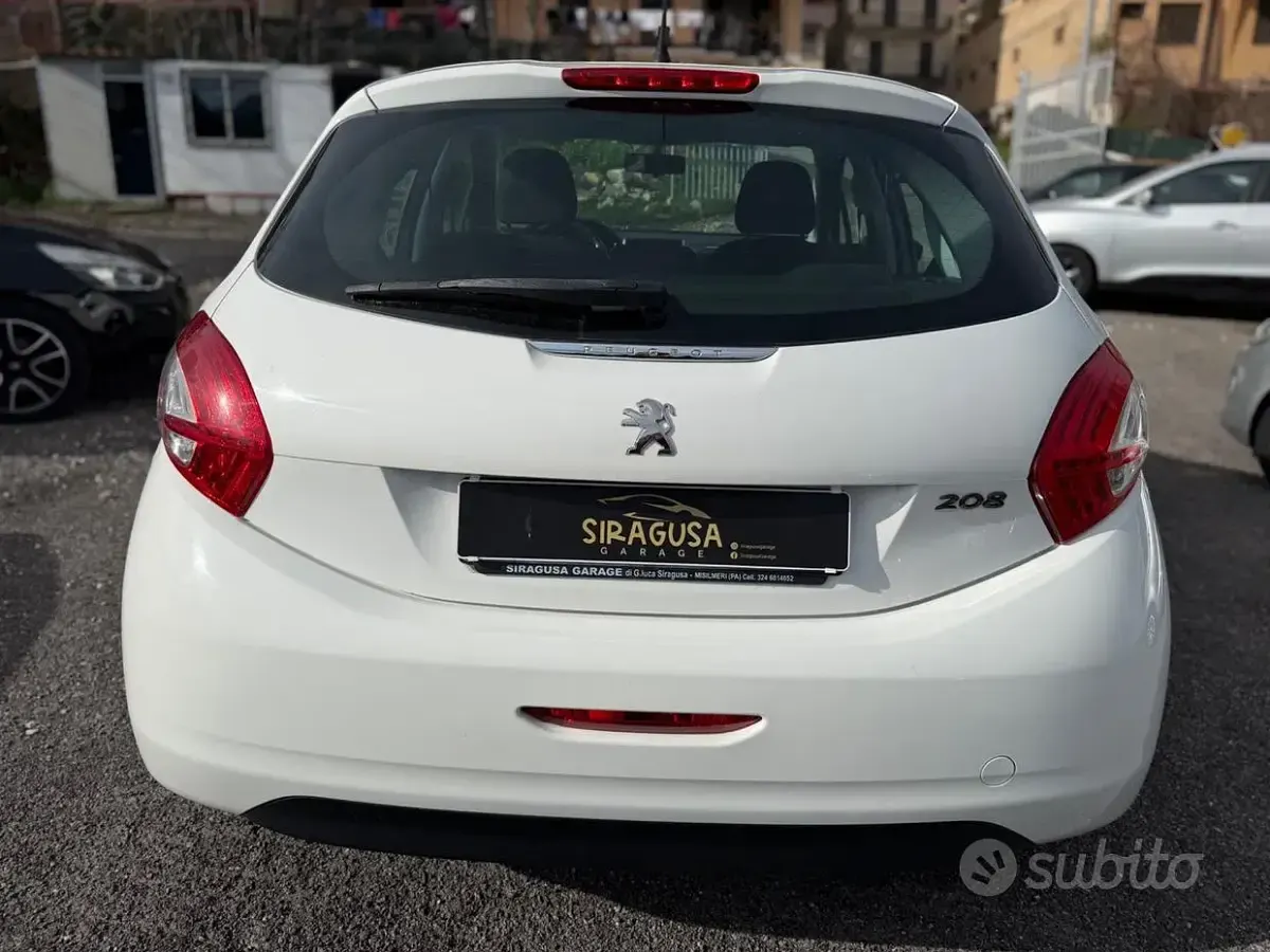 Usata Peugeot 208 Allure 68 CV (50 kW) 2013 Other Utilitaria