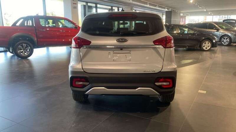 Usata EVO Evo 4 83 kW (114 CV) 2024 Argento metallizzato SUV