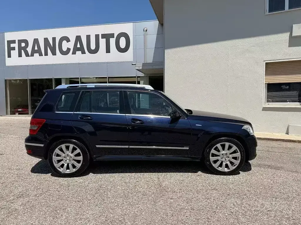 Usata Mercedes GLK220 170 CV (125 kW) 2011 Bluazzurro SUV