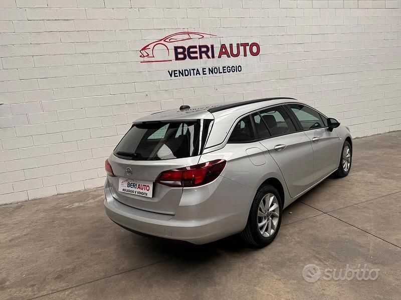 Usata Opel Astra Business 136 CV (100 kW) 2019 Grigio Station wagon