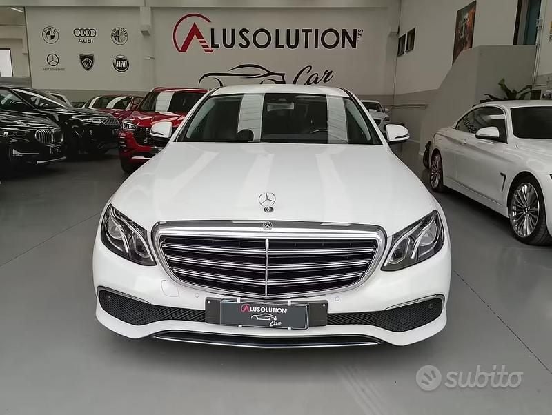 Usata Mercedes E220 Premium Plus 194 CV (142 kW) 2019 Bianco Berlina