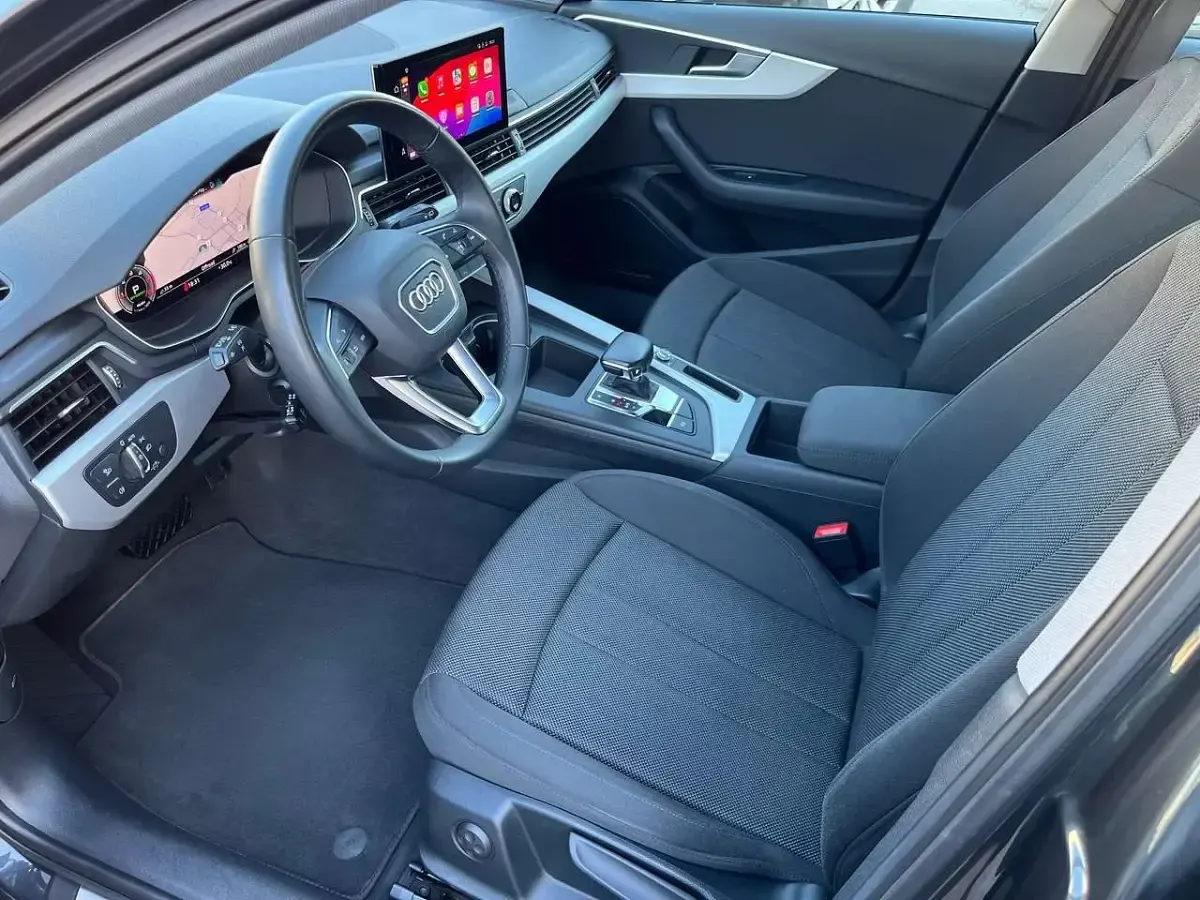 Usata Audi A4 Advanced Plus 163 CV (119 kW) 2023 Manhattan gray metallizzato Station wagon