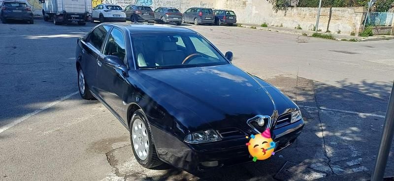 Usata Alfa Romeo 166 Distinctive 155 CV (114 kW) 2000 Blu/azzurro Berlina