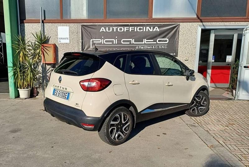 Usata Renault Captur 90 CV (66 kW) 2014 Beige SUV