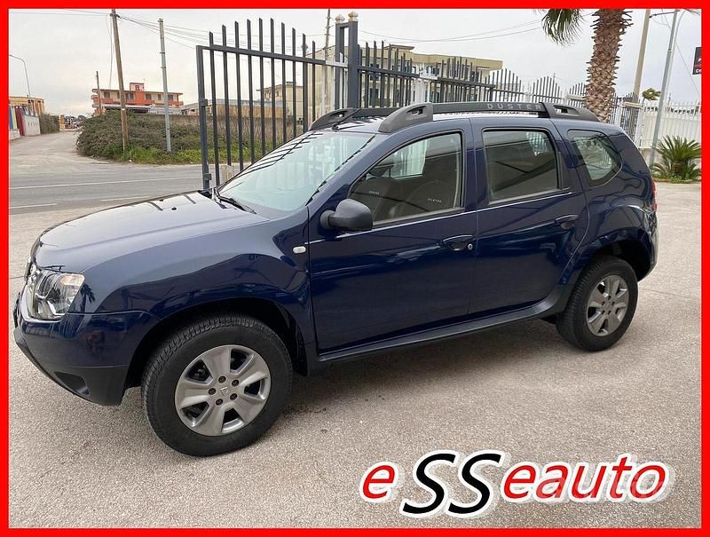 Blu Usata 2015 Dacia Duster Lauréate Station wagon | 8500 € (Buon prezzo) - Immagine 1/4