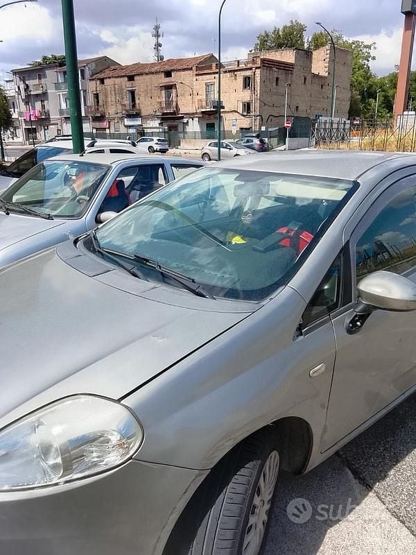 Usata Fiat Punto 80 CV (58 kW) 2009 Utilitaria